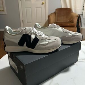 New Balance Kids 4 1/2 (equivalent to women’s 6 1/2) Grey Black 327 NB